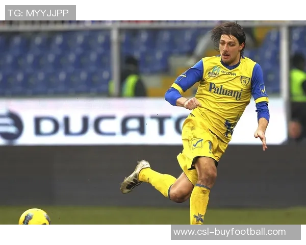 国米官方宣布阿切尔比因右大腿肌肉拉伤将缺席近期比赛